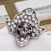 European Standard Zinc Skull High-end Halloween Jewelry Brooch 3cm*5cm