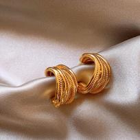 Multi-layer C-ring Earrings Are Feminine, Versatile, Light, Luxurious and High-end Earrings 1cm*3cm