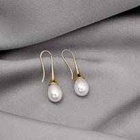 Fashionable and Feminine Drop Drop Classic Versatile Earrings 1cm*3cm