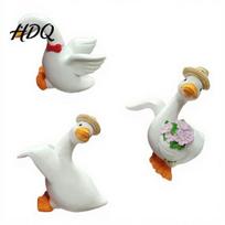 Flower Pot Hanging Ornament 3Pcs/Set Goose Huggers for Planters Climbing Cartoon Animal Hugger Handmade Resin Pendant Plant Decorations Pots Garden