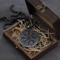 Vikingų vegetarizmas“; „Iron Viking Rune“ kaklo pakabukas kaip dovana vyrams pendant necklace