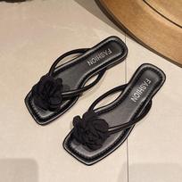 Fashion Womens 2025 Flat Thong Flip Flops Soft Sole Comfortable Flowers Accessories Sandals Summer Beach Slip-On Outdoor Slide Shoes 35
