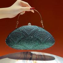 Waterdrop Handbag - Elegant Name for High-end Women, Suitable for Formal Events, Small Hand-held Bag with Feminine Charm, Women's Bag. žalia