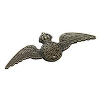 RAF British UK Royal Air Forces (RAF) Badge Lapel Pin Pilot Wing Badge Pin Militarys Medals Decorative Badge Brooch Gift