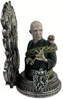 Nemesis Now Hario Poterio Lordo Voldemorto knygų atramėlė