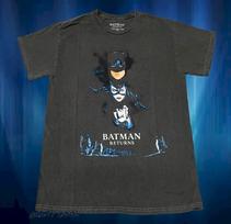 New Batman Return Cat Woman Penguin 1992 Cast Photo Mens Vintage Unisex T-Shirt S