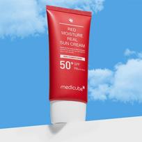 Medicube Raudonas drėkinamasis tikrasis apsauginis kremas nuo saulės SPF 50+ PA++++ 50ml