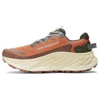 New Balance Fresh Foam X More Trail v3 Cayenne Kombu Vyriški sportbačiai Oranžiniai MTMORCO3 41.5