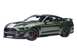 AUTOart Ford Mustang Shelby GT500 Finished Model 73097 1/18 (Green/White Stripe)