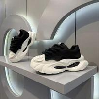 Chunky Sneakers Men Designer Soft Sole Sport Shoes Casual Microfiber Leather Upper Height Increased Platform White Shoes 39 juoda