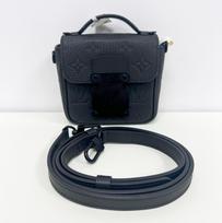 [Pre-Owned] Pico S-Lock Removable Adjustable Shoulder Strap S-Lock Closure Embossed Cowhide Shoulder Crossbody Bag - Very Good #H3B1DV ONE SIZE