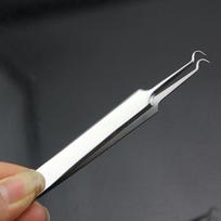 Curved Stainless Steel Material Acne Removal Clip Silver 1 Pc