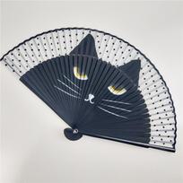 Purškiamuoju būdu tapytas Totoro vėduoklis Animacinis kačiukas Kinų mielas Kitty vėduoklis Madingas Japonijos stiliaus rankiniai vėduokliai Sulankstomi moterims merginoms Parodų vėduokliai