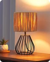 Boho stiliaus stalinė lempa su austo popieriaus virvės gaubtu – juoda, 29 cm, su 4 W LED lempute