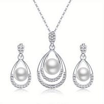 Three-piece set, including a luxurious and elegant minimalist waterdrop design necklace and matching earrings, perfect as a wedding jewelry gift sidabras