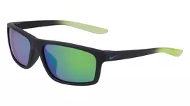 Nike Chronicle M akiniai saulės akiniai unisex 59 mm lęšio plotis juodas rėmelis pilki lęšiai
