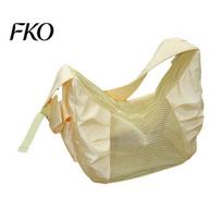 Removable Base Pet Carrier Sling Bag with Breathable Mesh, Safety Tether, Washable Cat Lightweight Tote Bag, Crossbody for Cats And Small geltona