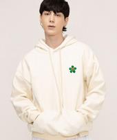 Graver [Unisex] Green Flower Smile Embroidered Hoodie_Cream Cream/S