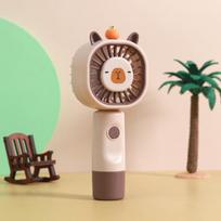 Cute Little Otter Holding A Fan. USB-powered Portable Electric Fan. Cartoon Desktop Small Fan. šviesiai ruda spalva