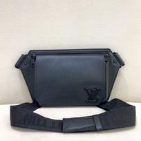 [Pre-Owned] Takeoff Metal Letter Logo Grain Calfskin Waist Bag Chest Bag Crossbody Bag - Excellent #12KI8TF ONE SIZE