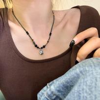 Chinese Trend Titanium Steel Waking Lion Pendant Necklace for Women – Obsidian Clavicle Chain, High-End Light Luxury Accessory