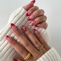24 Pcs French Tip Press On Nail Almond Shape Stick on Nail Heart Artificial Nail Valentines Day False Nail for Women 1