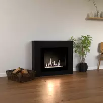 GLOW FIRE ALTA BLACK pastatomas biožidinys su apdaila