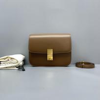 [Pre-Owned] Classic Box Gold Buckle Polished Calfskin Tofu Square Crossbody Shoulder Bag Medium - Good #14GSX4T ONE SIZE