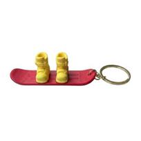 Keychain Pendant 3D Ski Boots Snowboard Charm Key Holder Outdoor Enthusiasts Ski Pendant Car Bag Charm Accessory raudona