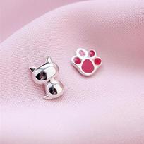 Creative  Asymmetrical Epoxy Cute Animal 925 Silver Jewelry Cat And Cat Claw Female Stud Earrings