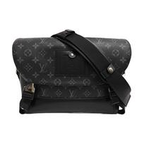 [Pre-Owned] Voyager Series Classic Monogram Coated Canvas Messenger Bag - Very Good #VXKA3H ONE SIZE