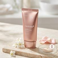 Medicube kolageno stangrinamasis apsauginis kremas nuo saulės, SPF50+ 1pcs