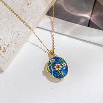Openable Photo Locket Pendant Necklace Gold Clavicle Chain  Sweater Shirt Accessories Style 9