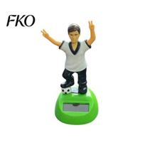 Automatic Dancing Car Decoration Solar Soccer Swinging Toy for Dashboard, Nodding Football Bobblehead, Figurine Auto Shake Vehicle Office Desk, Sports balta