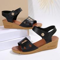 Large-sized One-strap Mid-heel Sandals Women's Velcro Perforated Shoes Beach Flip-flops 36 juoda