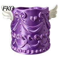 Cute Pen And Brush Holder 3D Printed Holder, Large Capacity Dual-Purpose Makeup Feminine Desk Accessory Pearlescent Angel Wing Relief Desktop Storage violetinė