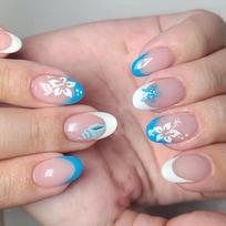 French Gradient Glitters Press On Nail Plastic Reusable Fake Nail With Floral Design For Daily Wear Party Nights 1 beige