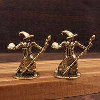 Brass Wizard Figurine Magician Statue Home Decor Retro Character Model Small Statue Home Decorations varis