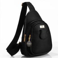 Juoda Peterson rankinė per petį / sling bag, 4 kišenės