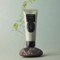 Arbatmedžio putojantis veido prausiklis 150ml