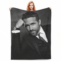 R-Ryan Reynolds Flannel Blanket Handsome Actor Soft Warm Bedding Throws For Couch Chair Picnic Novelty Bedspread Sofa Bed Cove Size: 75*100cm, Weight: 230 GSM
