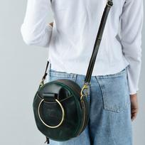MaheTri Rosie Sling Circle Bag Stylish Leather Bag For Girls & Womens For Everyday use 8 Inch žalia