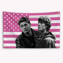 Dean Winchester Sam Winchester Amerikos vėliavos gobelenas Juokinga vėliava Sienos meno kūrinys Kirpyklos Namų dekoras Miegamojo garažo dekoravimui 74x94cm(29x37in) pink