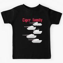 A tank lover will appreciate it! Tiger family Kids T-Shirt 140