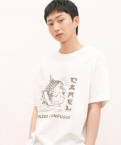 Camel Walk Dazed Buddha Short Sleeve T-Shirt (White) White/L