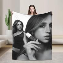 Canadian Singer Tate McRae Warm Soft Blankets Kids Plush Throw Blanket Fluffy Bedroom Flannel Bedspread Sofa Bed Cover Size: 75*100cm, Weight: 230 GSM