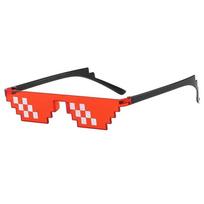 Mosaic Sunglasses Vintage Shades Eyewear for Men Pixelated Sun Glasses Funny Women Glasses Birthday Wedding Party Cosplay Favors raudona