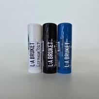 LA BRUKET Ekologiškas migdolų ir kokoso riešutų didelis lūpų balzamas (14g) Blue, Mint flavor
