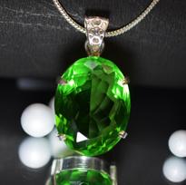 Peridoto brangakmenio pakabukas 925 prabos sidabro pakabukas Peridoto brangakmenis Rankų darbo sidabriniai papuošalai Peridoto sidabriniai pakabukai moterims vėriniams Medium žalia
