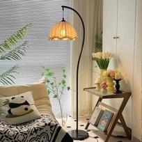 Oeny LED Floor Lamp